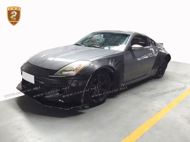 Nissan 350Z rocket bunny body kits