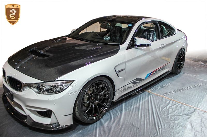 BMW M3 M4（F80-F82）VARIS carbon hood