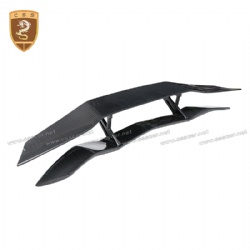 Lamborghini LP700 - Carbon fiber PUR spoiler