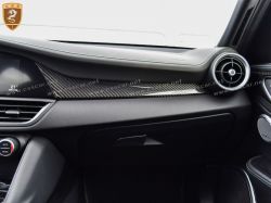 Toyota Alphard romeo Giulia carbon fiber interior