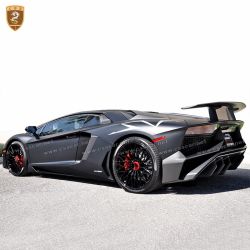 Lamborghini Aventador LP750 wheel hub