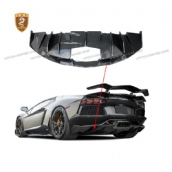 Lamborghini LP700 dry carbon V rear lip